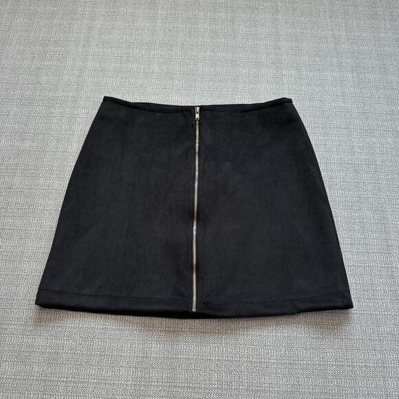 Lulus Black Faux Suede Mini Skirt‎ M Zip Front Y2K Grunge Club Night Out USA - Picture 1 of 7